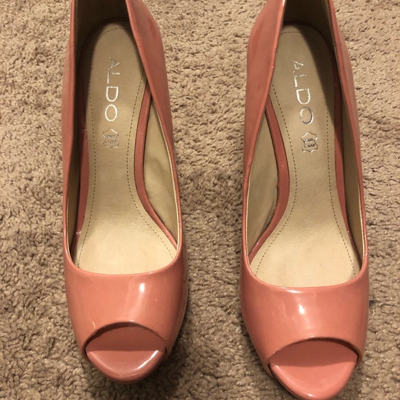 Only worn a few times, Blush pink high heels- Aldo - Picture 1 of 3